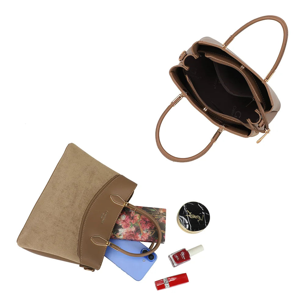 Intérieur de La Cyrielle taupe foncé : compartiments et poche centrale zippée pour les essentiels – réf. A-9178-1