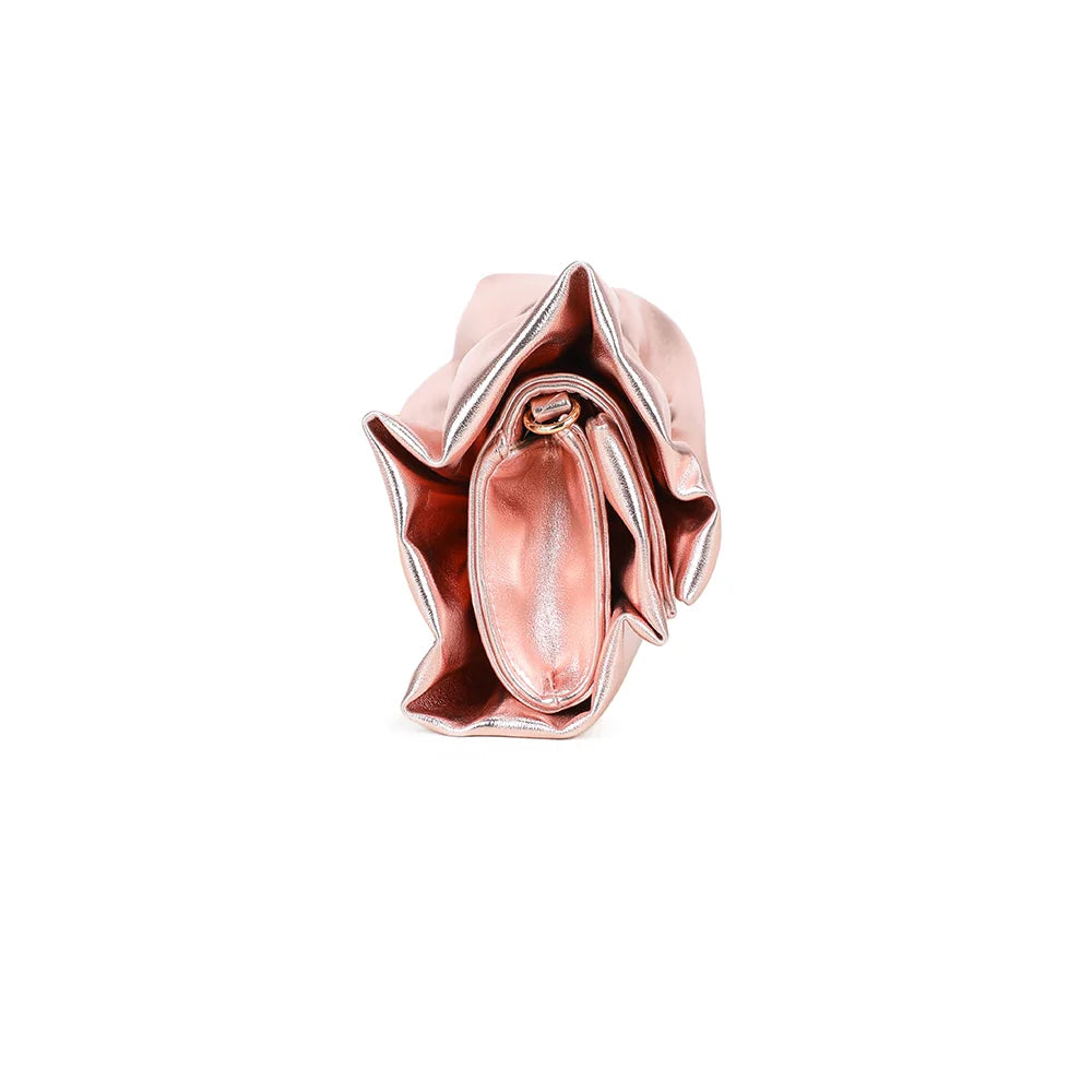 Profil de la pochette La Diva rose : un format fin de 6 cm de profondeur, facile à emporter – réf. DQ-37006