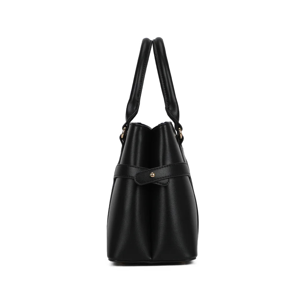 La Dorsay noir de profil : soufflet latéral et patte décorative fixée par un rivet doré – réf. LS-76012