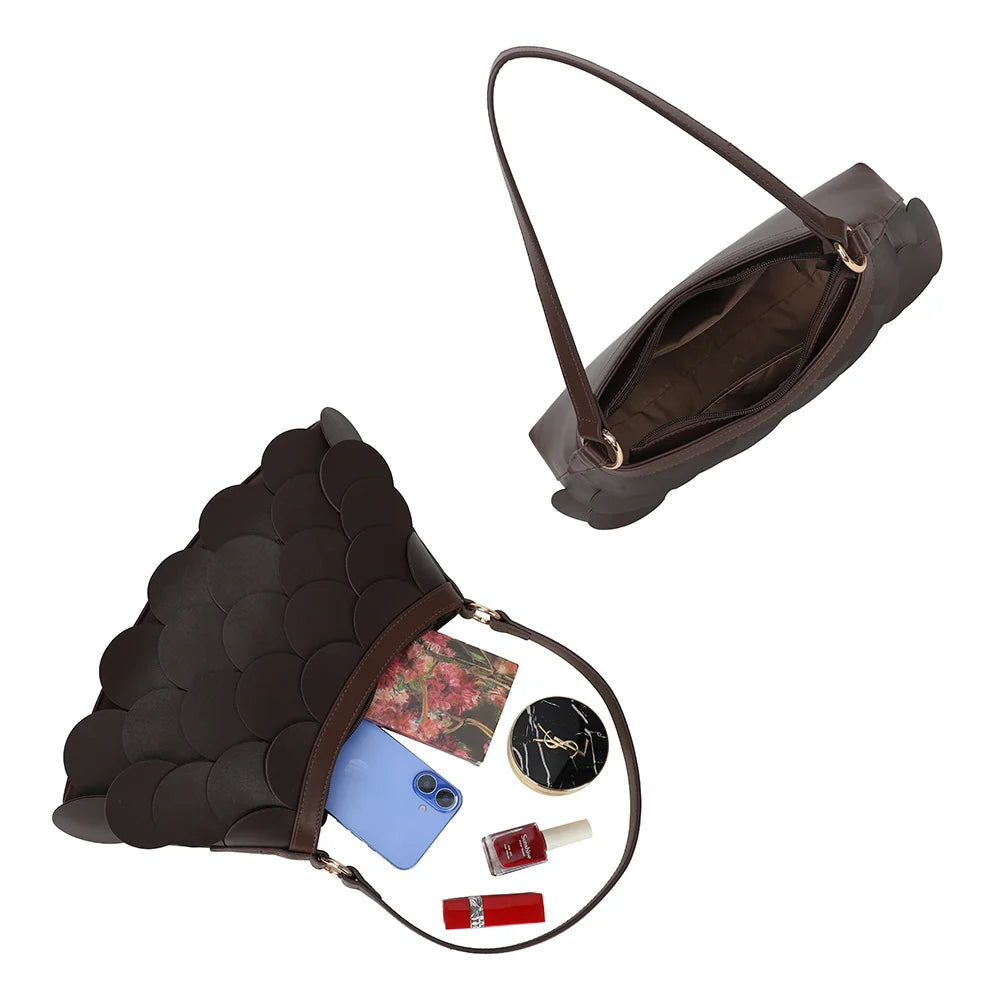 Intérieur de La Écaille café : compartiment zippé avec poches pour ranger les essentiels – réf. G-7517