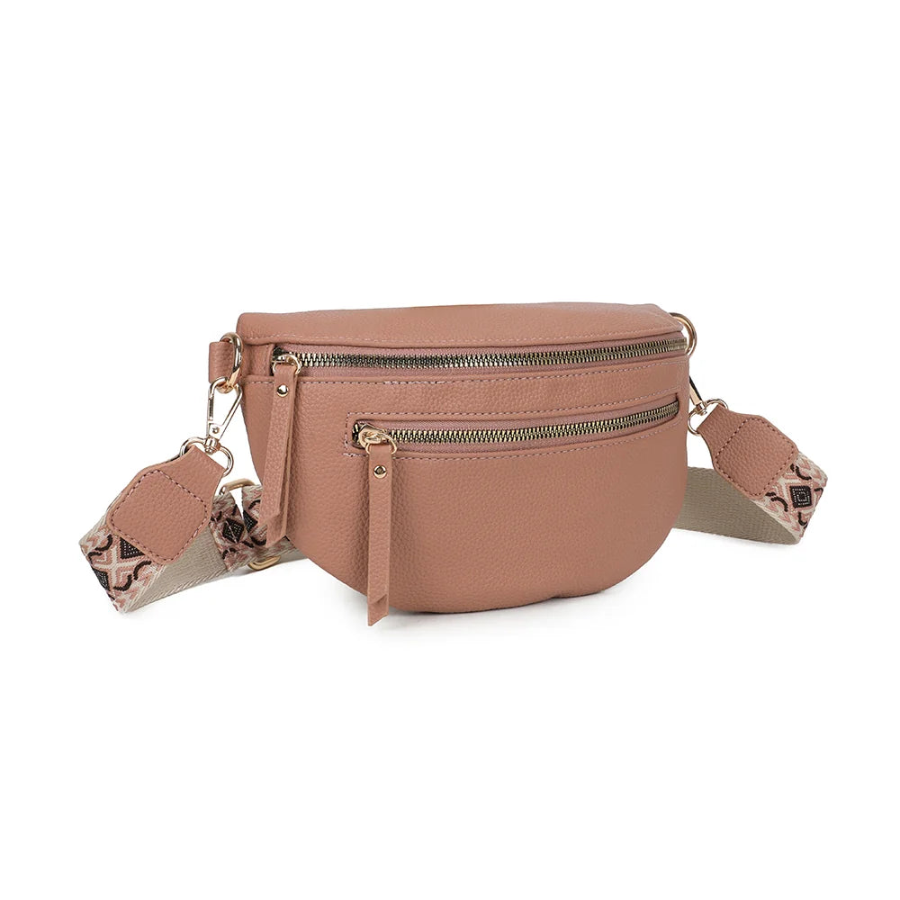 La Élégia rose foncé de trois quarts : silhouette arrondie et poche zippée frontale – réf. R-1926-1