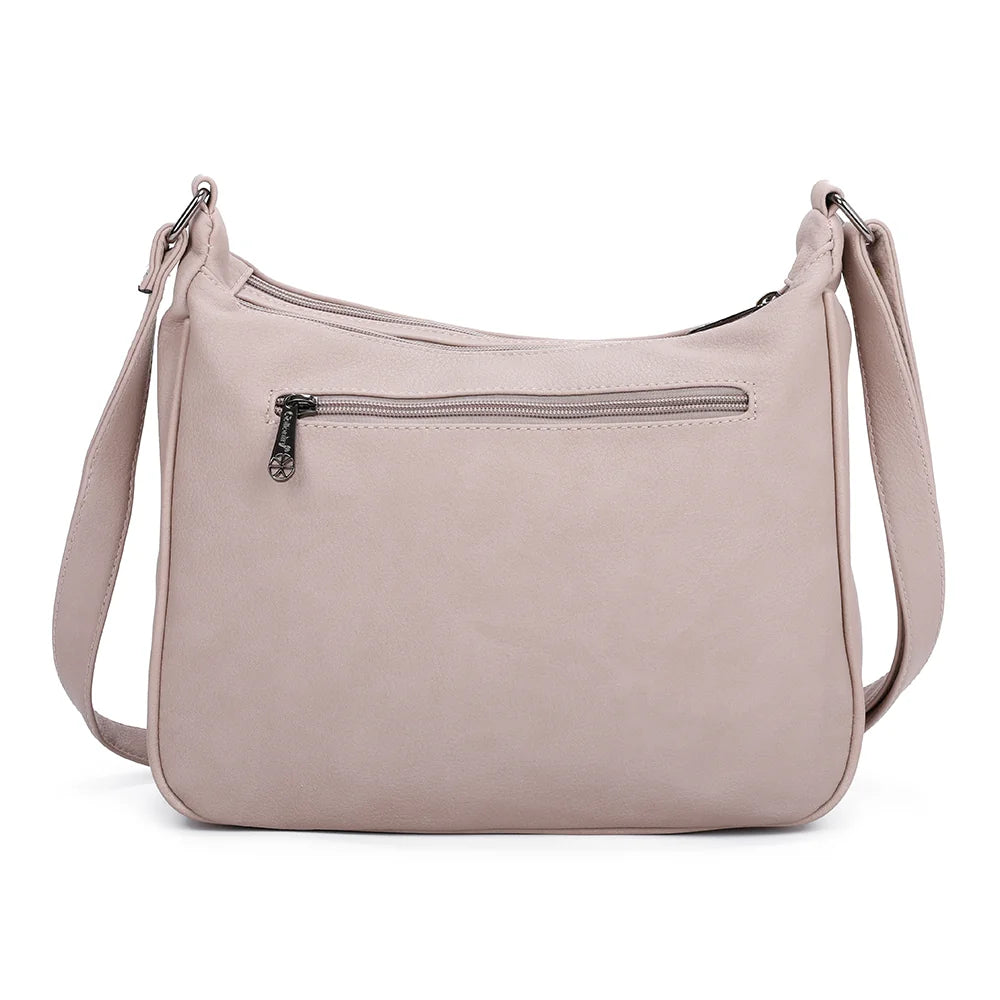 Dos du sac La Elya taupe en simili cuir grainé, avec ses surpiqûres ton sur ton et sa bandoulière – réf. Z-83001