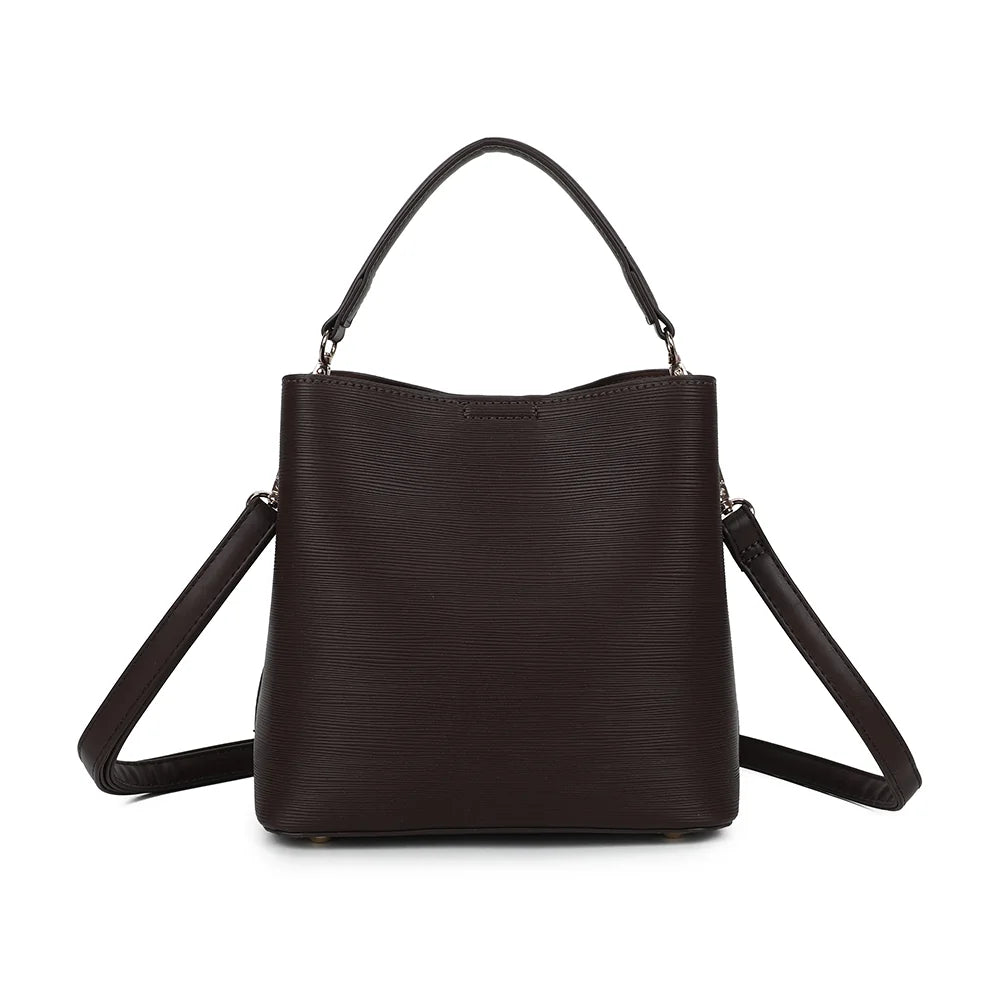 Dos du sac La Elysane café, surface synthétique à la texture striée et angles renforcés – réf. KJ-62106