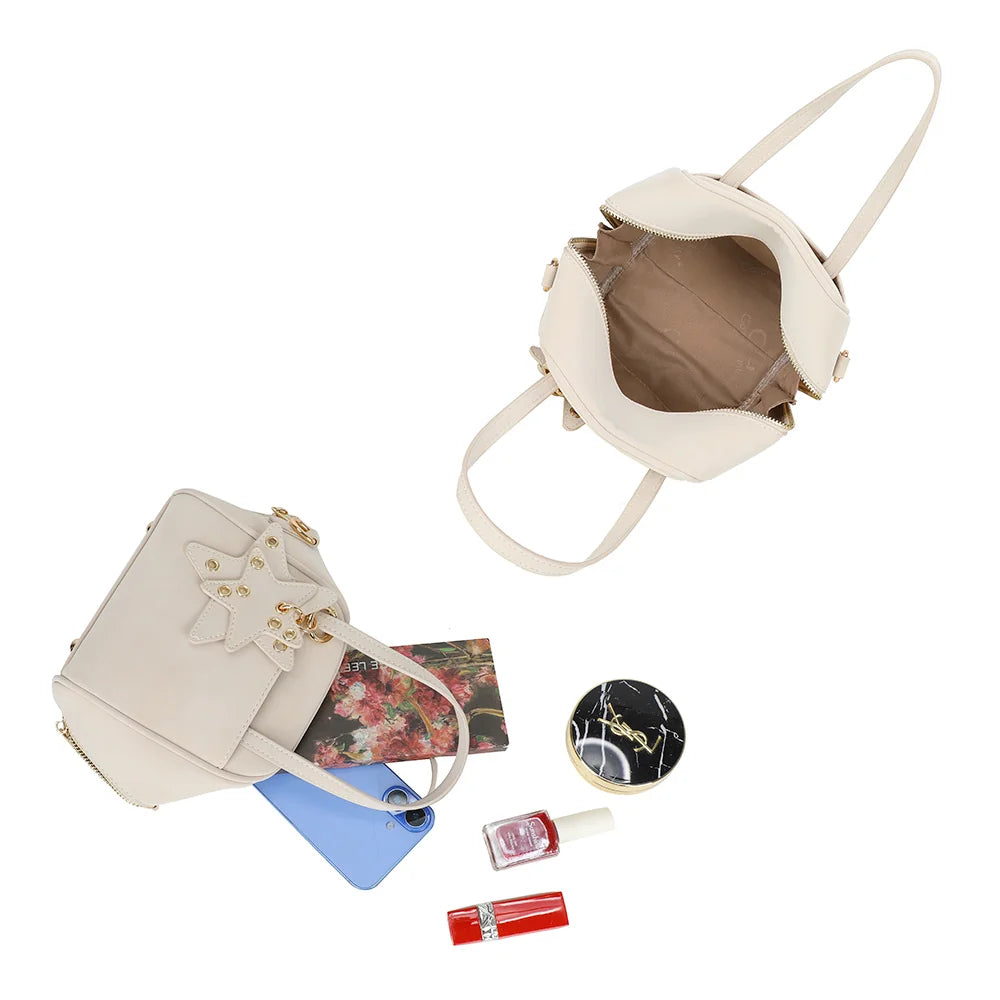 Intérieur de La Féerie beige : ouverture zippée et doublure synthétique pour téléphone et rouge à lèvres – réf. R-2052
