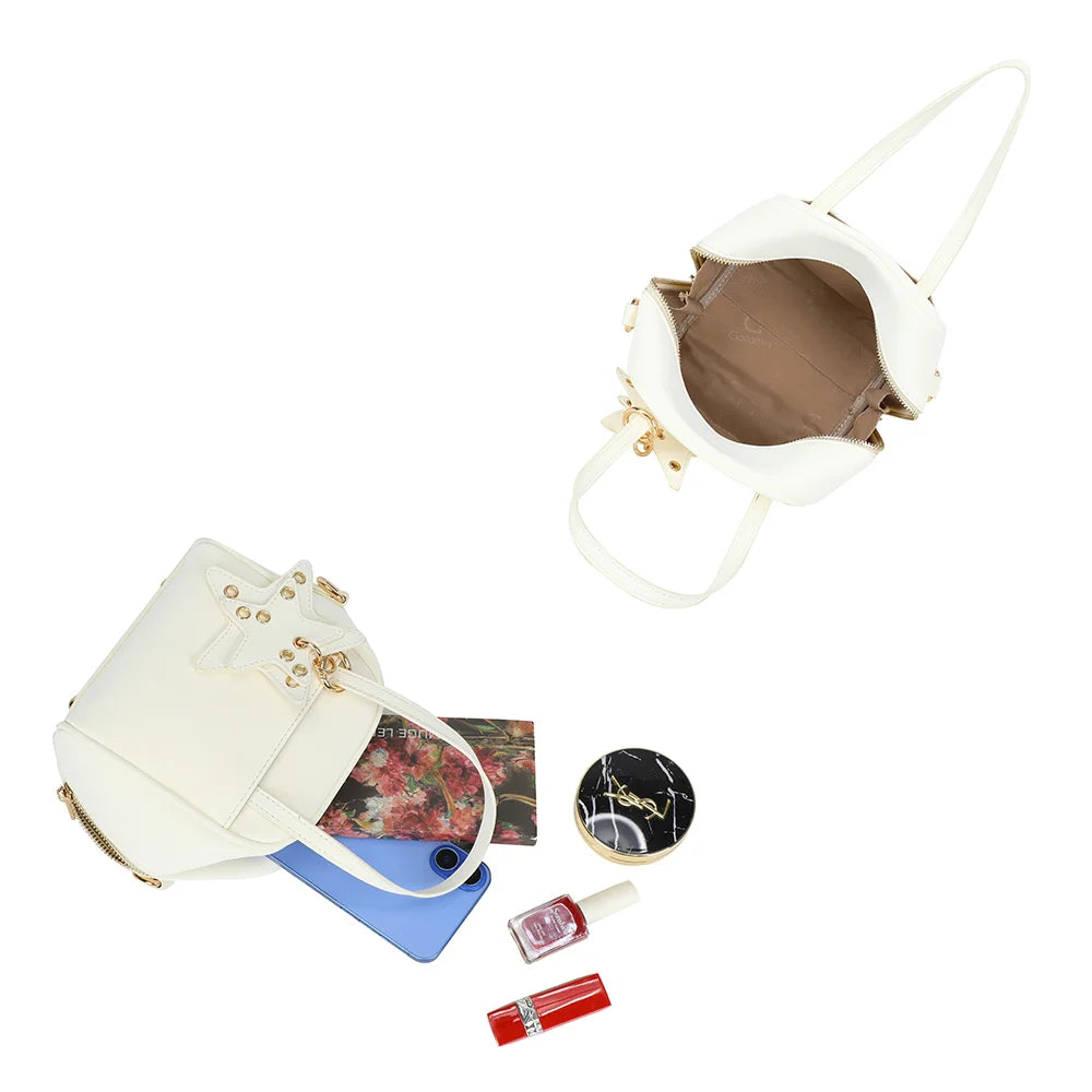 Intérieur de La Féerie blanc : ouverture zippée et doublure synthétique pour téléphone et rouge à lèvres – réf. R-2052