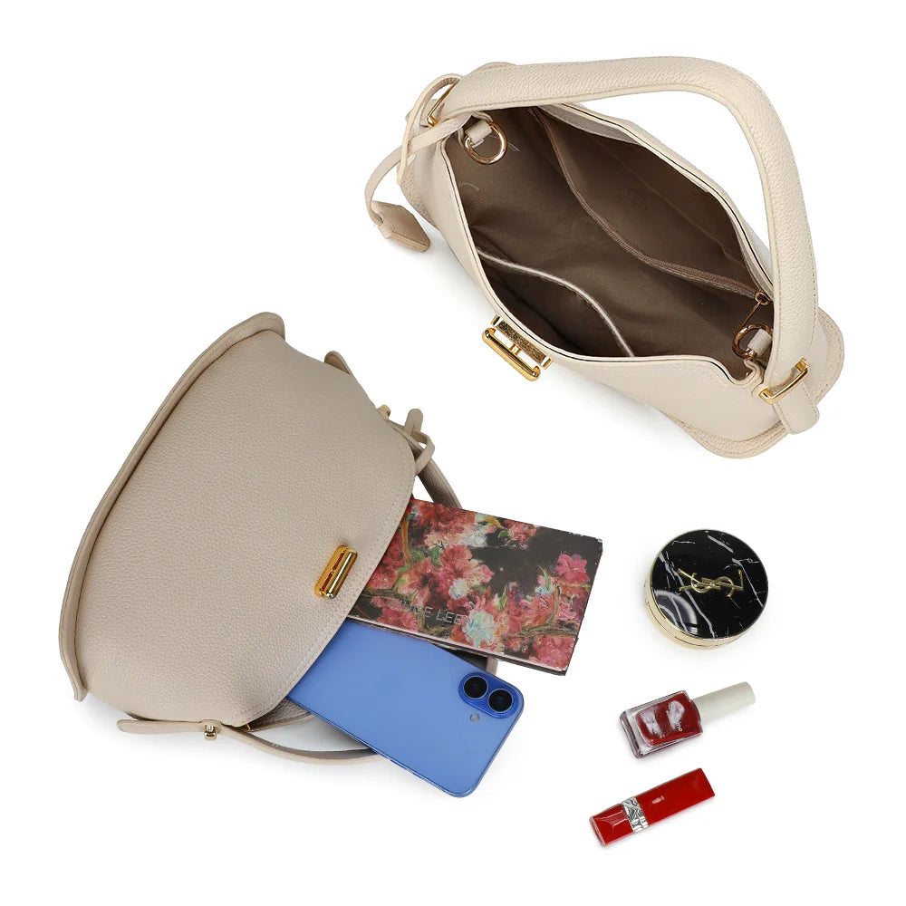 Intérieur du sac La Isée beige : compartiment principal pour téléphone, carnet et maquillage – réf. R-2063