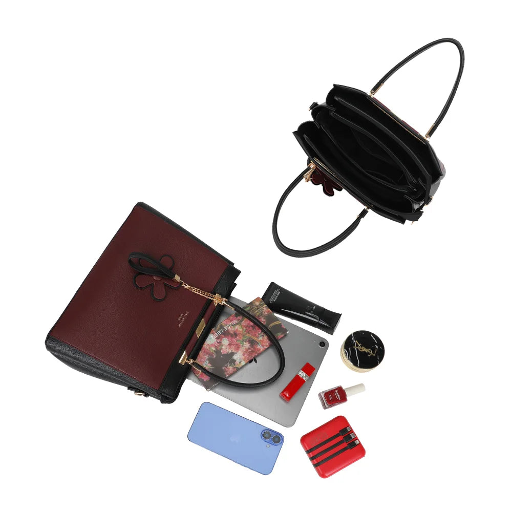 Intérieur de La Ismérie bordeaux : compartiments pour ranger téléphone, maquillage et petite tablette – réf. DQ-8634-1
