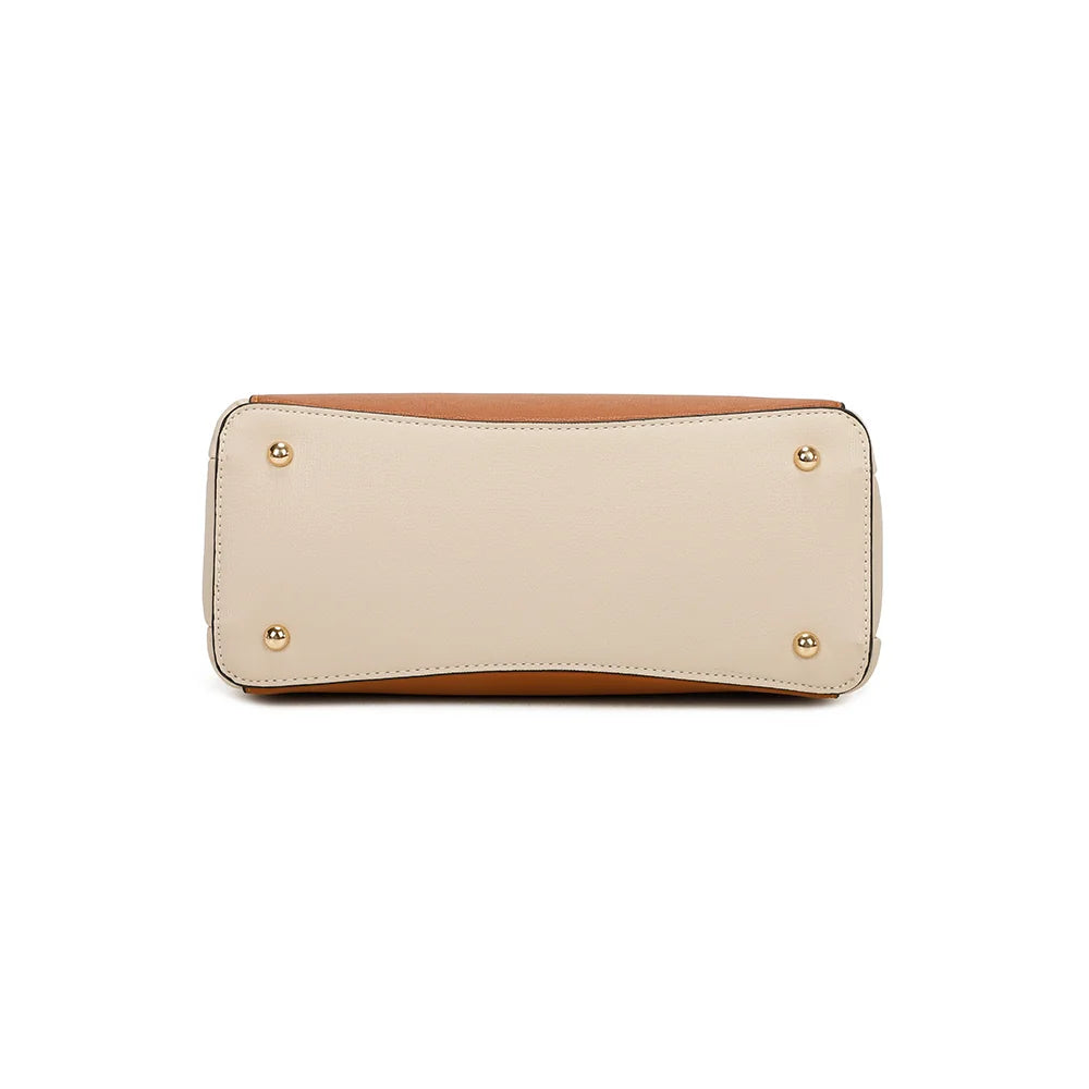 Dessous de La Ismérie marron/beige : base plate et structurée qui garde le sac bien droit – réf. DQ-8634-1