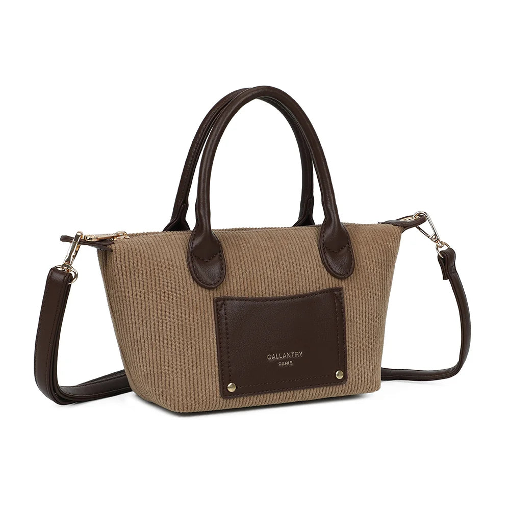 La Léandra taupe foncé vue de trois quarts : silhouette compacte, côtes verticales et anses arrondies assorties – réf. Z-05-8