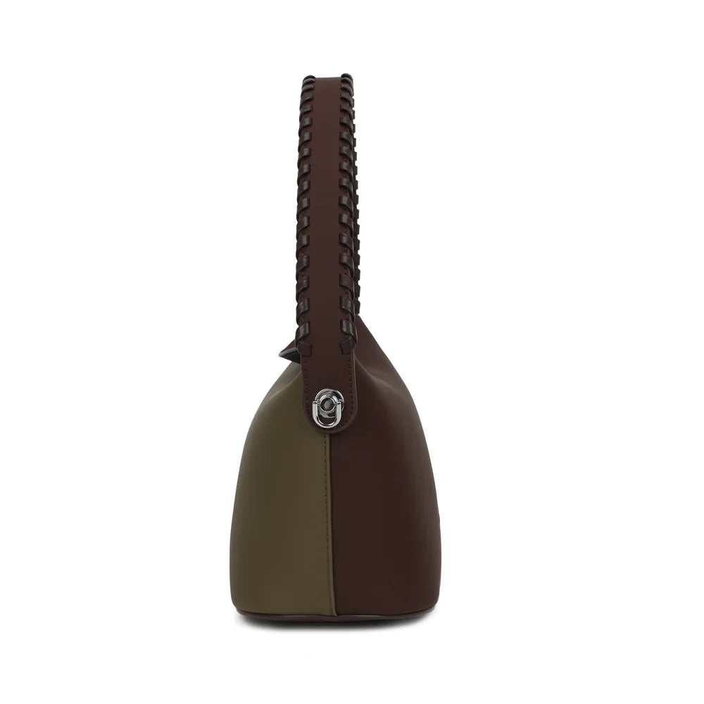 Profil de La Lison vert foncé/coffee : 12,5 cm de profondeur et rivet argenté qui fixe l’anse tressée – réf. LS-76010