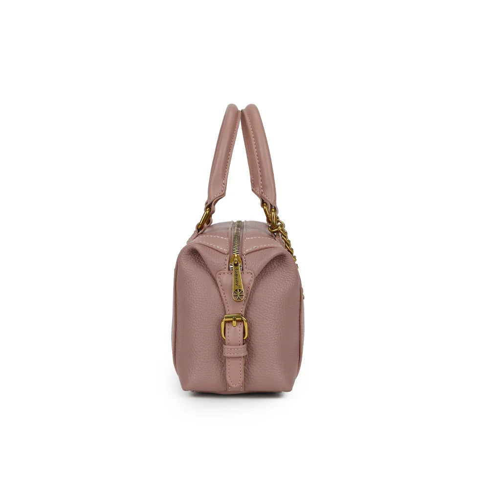 Profil du sac La Lucia rose foncé : côtés arrondis et attaches de la bandoulière amovible – réf. R-2060