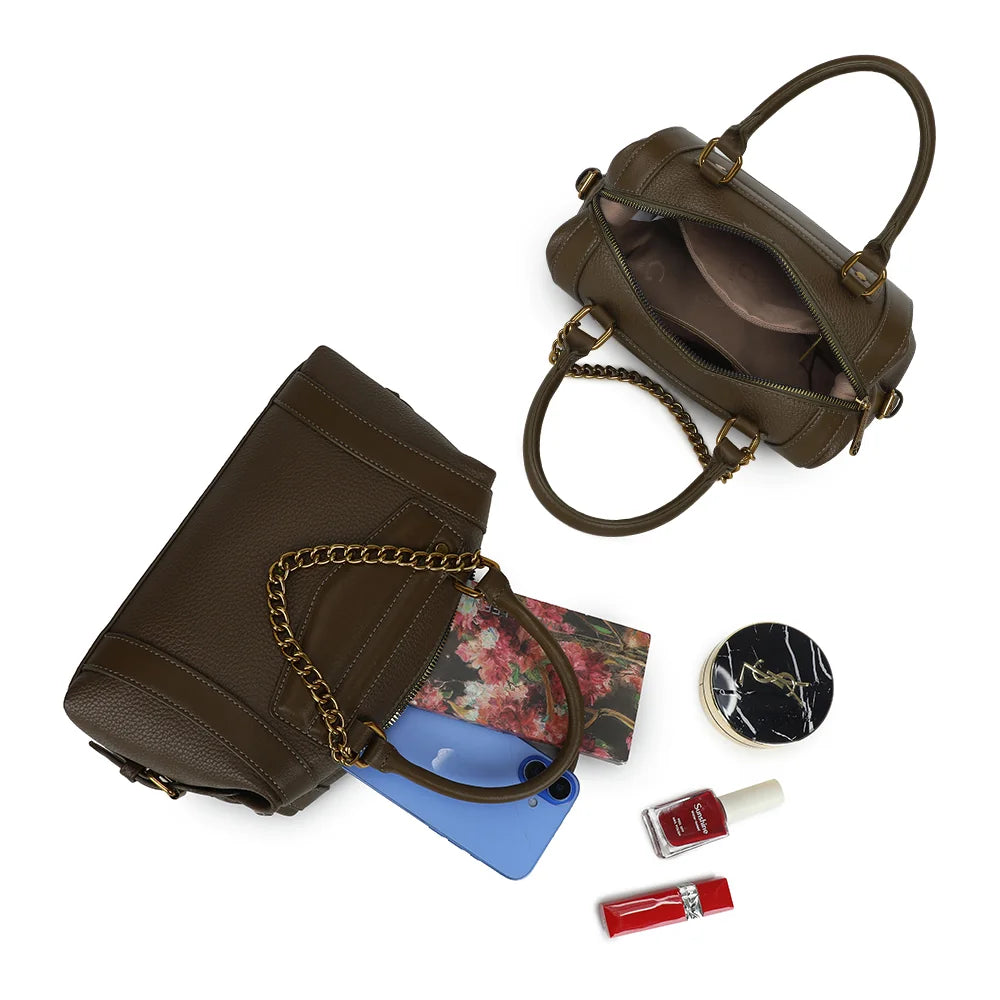 Intérieur du sac La Lucia vert foncé : compartiment principal zippé et doublure synthétique – réf. R-2060