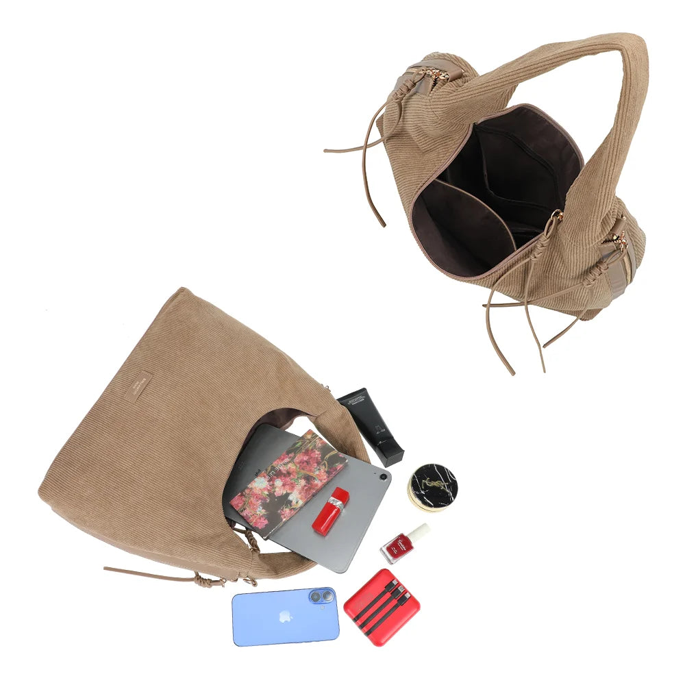 Intérieur de La Mélodie taupe foncé : grand compartiment zippé qui accueille tablette et accessoires – réf. JC-53010