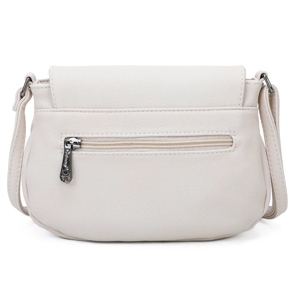 Dos de La Mokaïa beige avec sa poche zippée pour garder l’essentiel à portée de main – réf. HJ-7058-A