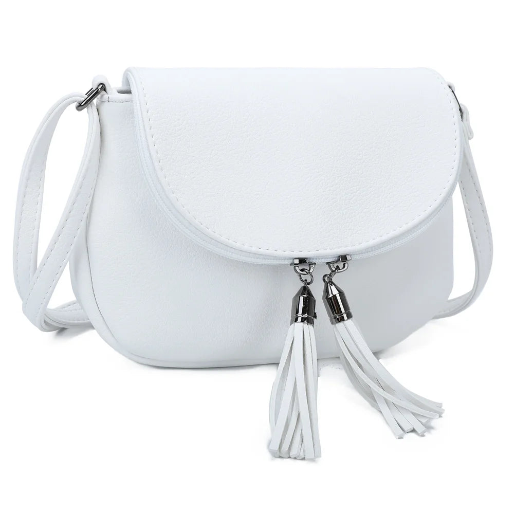 La Mokaïa blanc de trois quarts : silhouette souple et arrondie, bandoulière réglable – réf. HJ-7058-A