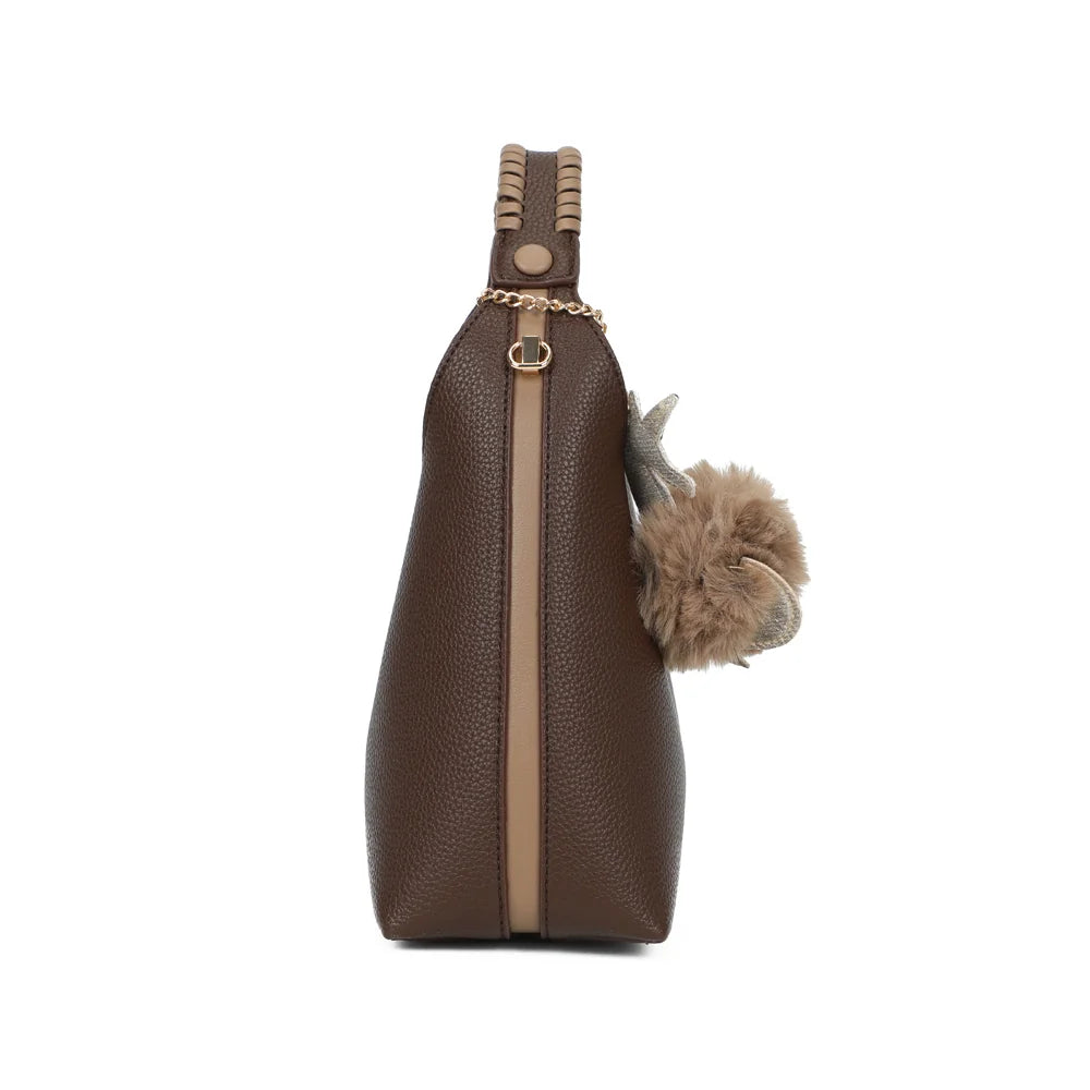 Profil du sac La Novelle café : format compact de 10 cm de profondeur et attache dorée – réf. R-2066