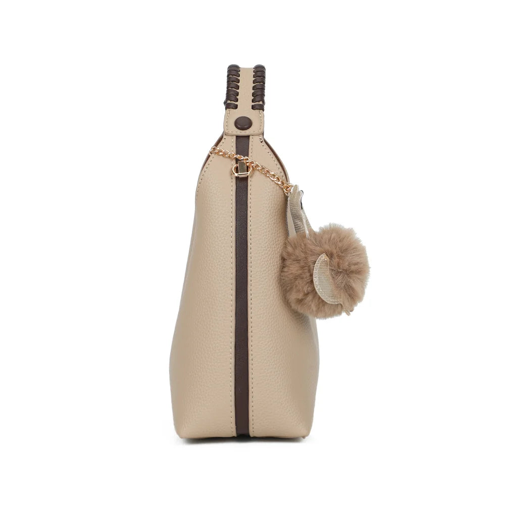 Profil du sac La Novelle taupe/coffee : format compact de 10 cm de profondeur et attache dorée – réf. R-2066