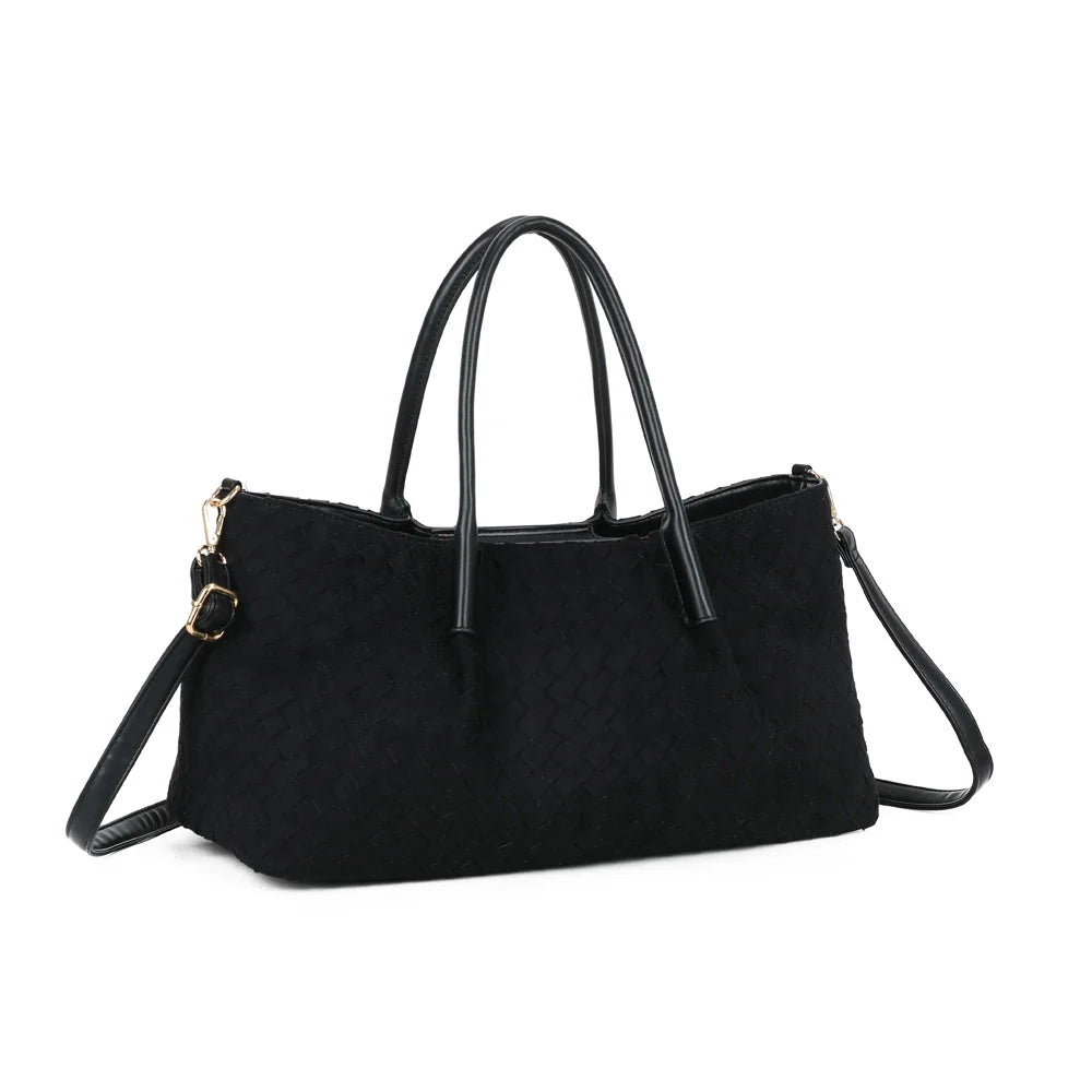 La Olyane noir de trois-quarts : silhouette souple et effet tressé qui habille tout le sac – réf. A-9140-2