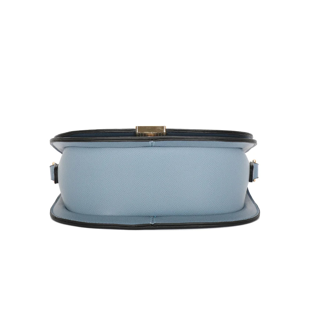 Dessous de La Raffinée bleu, silhouette demi-lune aux bords soulignés d’un passepoil foncé – réf. R-1961