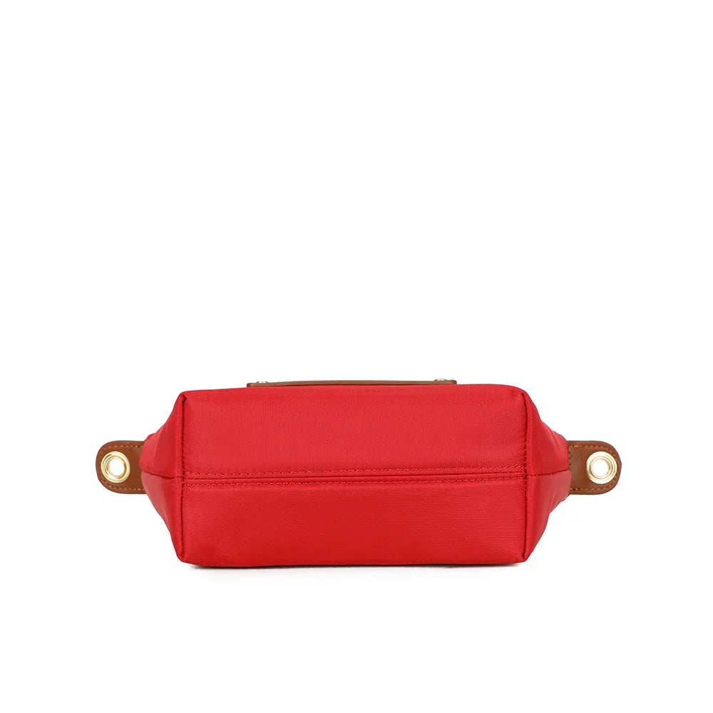 Dessous de La Romane rouge en toile synthétique, une base compacte pour un sac de 18 cm – réf. Z-05-6
