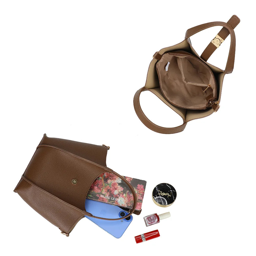 Intérieur de La Rosalie café avec compartiment zippé pour ranger vos essentiels – réf. KJ-62095