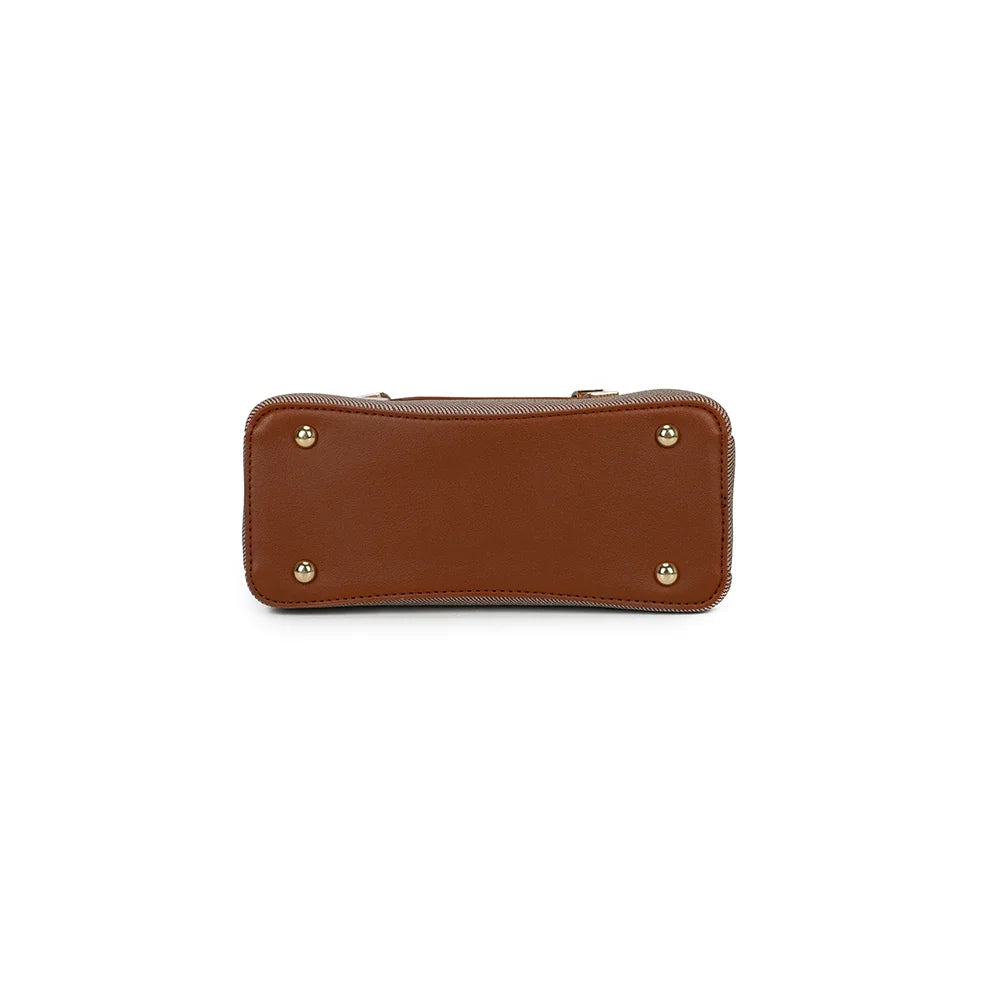 Dessous de La Roxélane marron foncé : base renforcée munie de pieds métalliques protecteurs – réf. DQ-8655-6