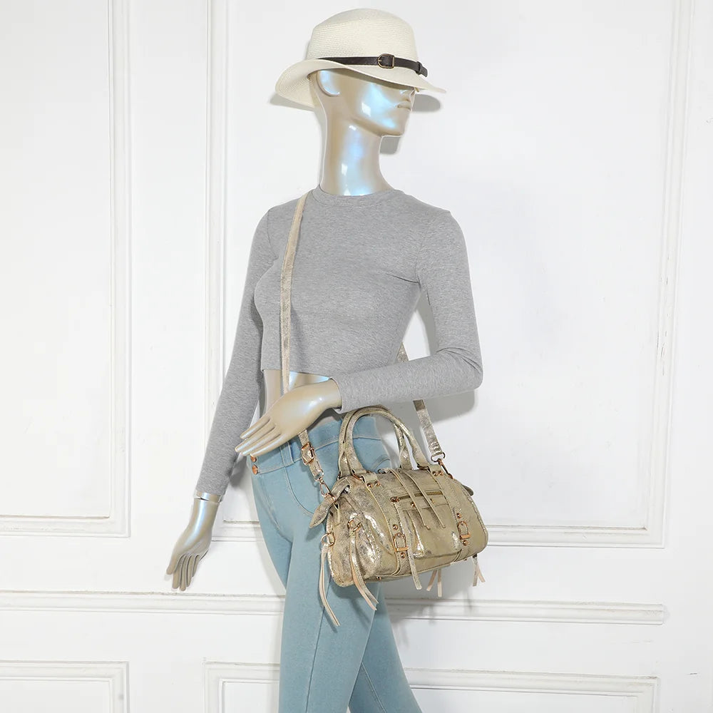 Sac femme La Skyla Velvet or porté, à la main ou en bandoulière réglable et amovible – réf. Z-1979-8