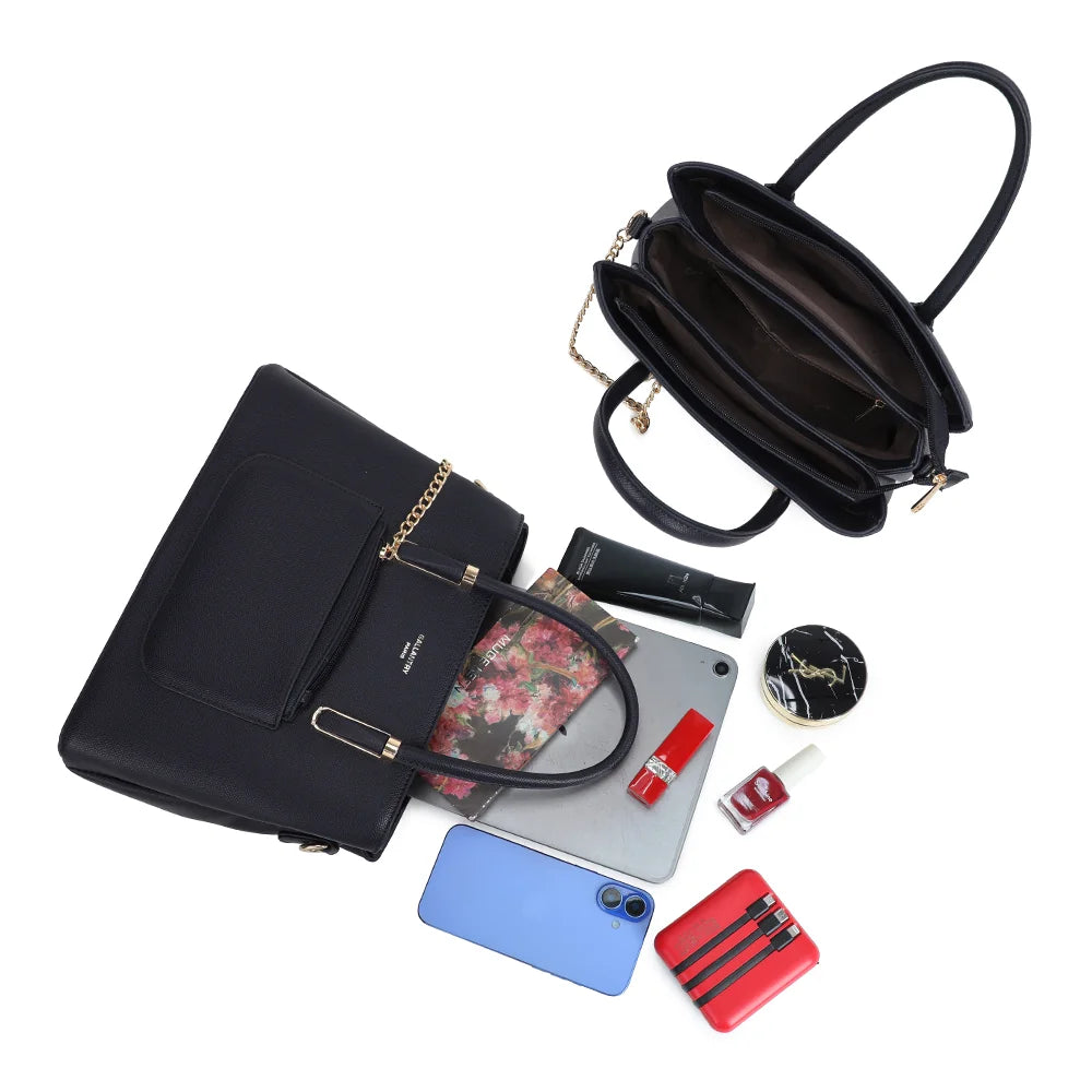 Intérieur compartimenté de La Valdine bleu foncé pour organiser tablette, téléphone et beauté – réf. M-9464