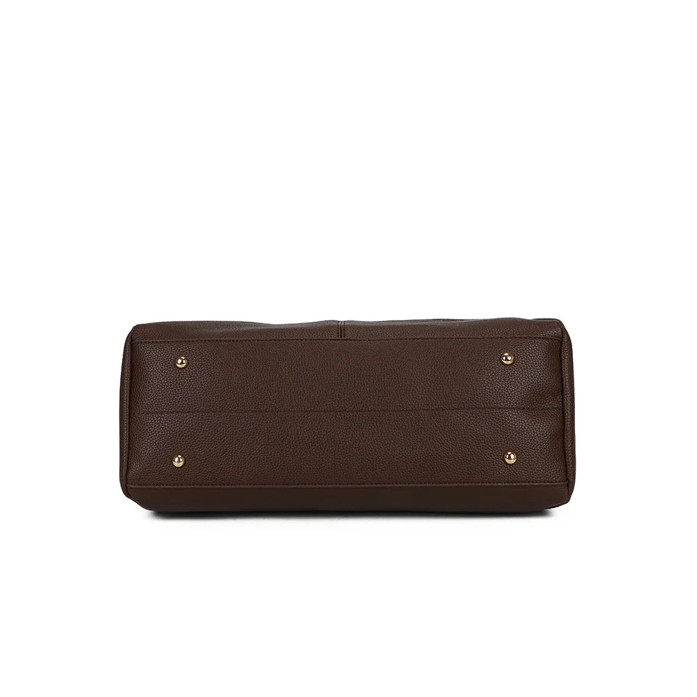 Dessous du sac cabas Le Beaumont café avec quatre pieds métalliques de protection – réf. R-62080-4-AIR