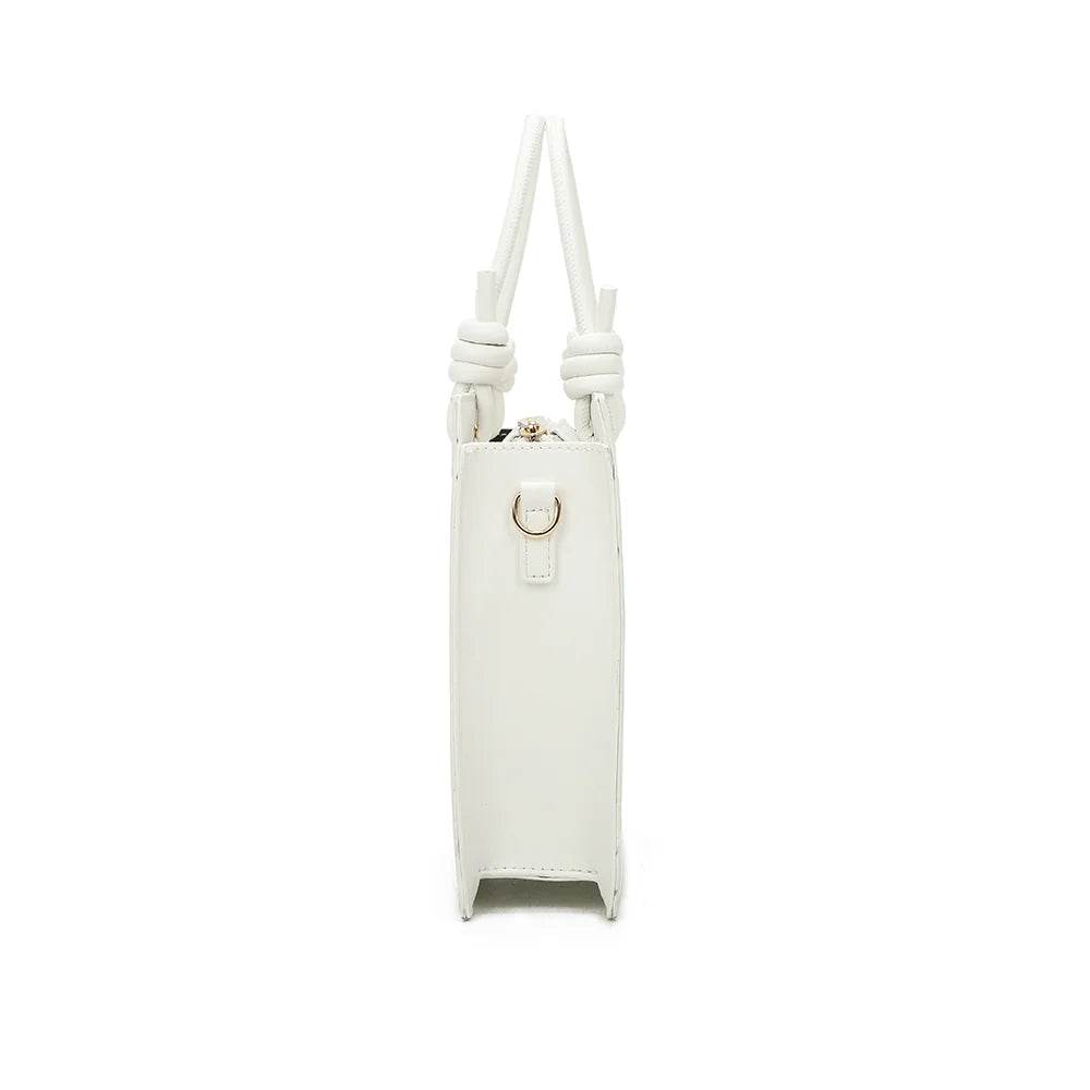 Profil du Carré blanc : soufflet latéral et profondeur de 6 cm pour garder un format fin – réf. KJ-62018