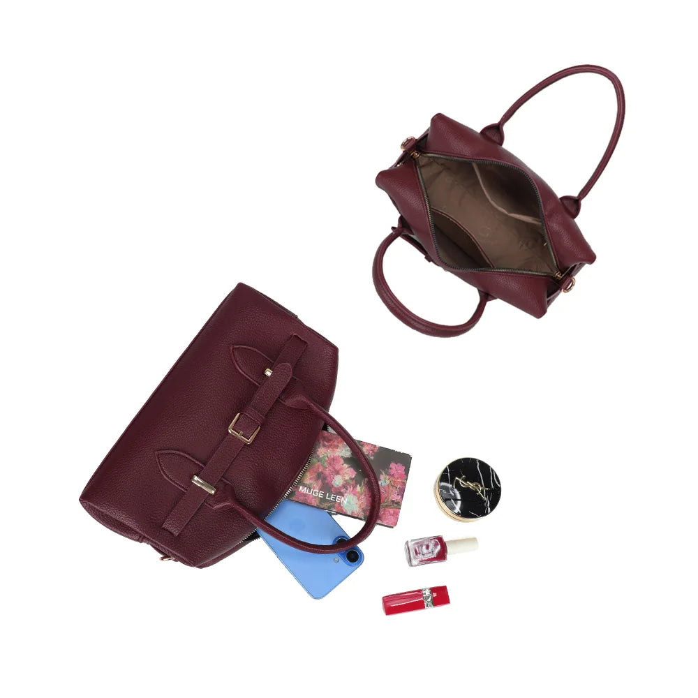 Intérieur du Castille bordeaux : compartiment principal zippé pour téléphone, carnet et maquillage – réf. R-2064