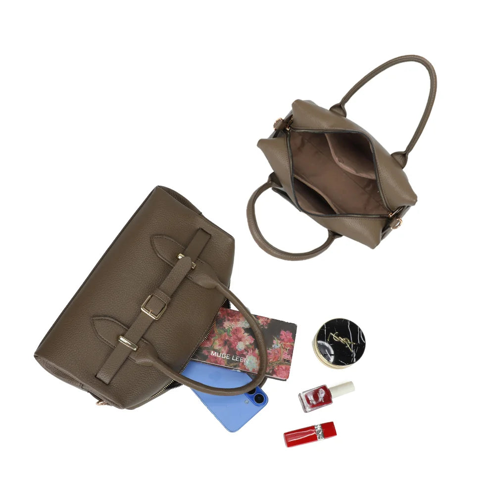Intérieur du Castille taupe foncé : compartiment principal zippé pour téléphone, carnet et maquillage – réf. R-2064