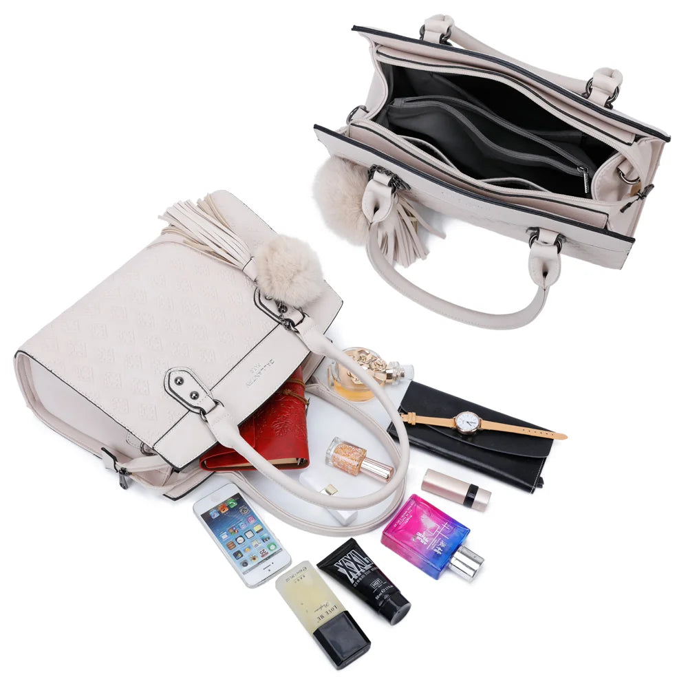 Intérieur compartimenté du Le Diane beige : tablette, téléphone et essentiels du quotidien – réf. R-1501