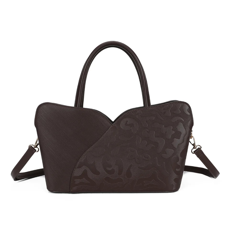 Sac à main femme Le Florélys coffee, façade striée et motif embossé, découpe en cœur – Gallantry Paris – réf. DQ-8745
