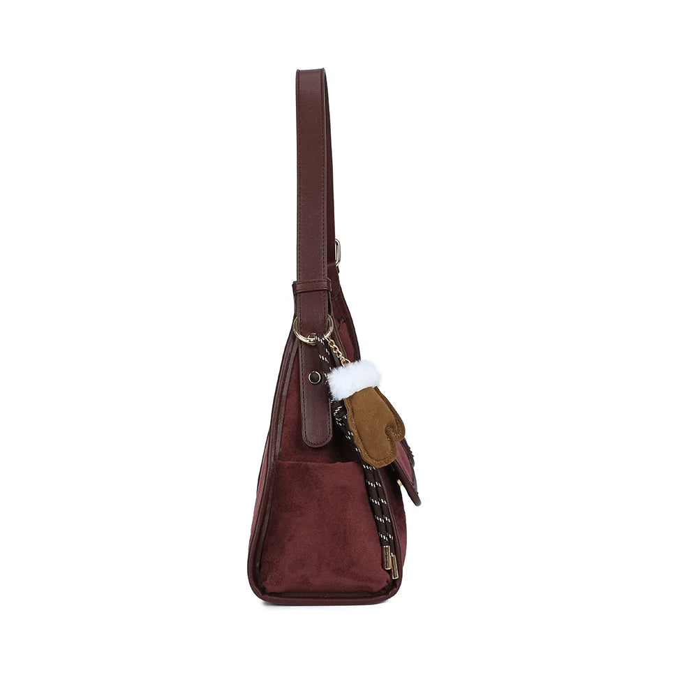 Profil du Harper bordeaux : silhouette allongée de 12 cm de profondeur, bandoulière réglable à boucle – réf. R-2056