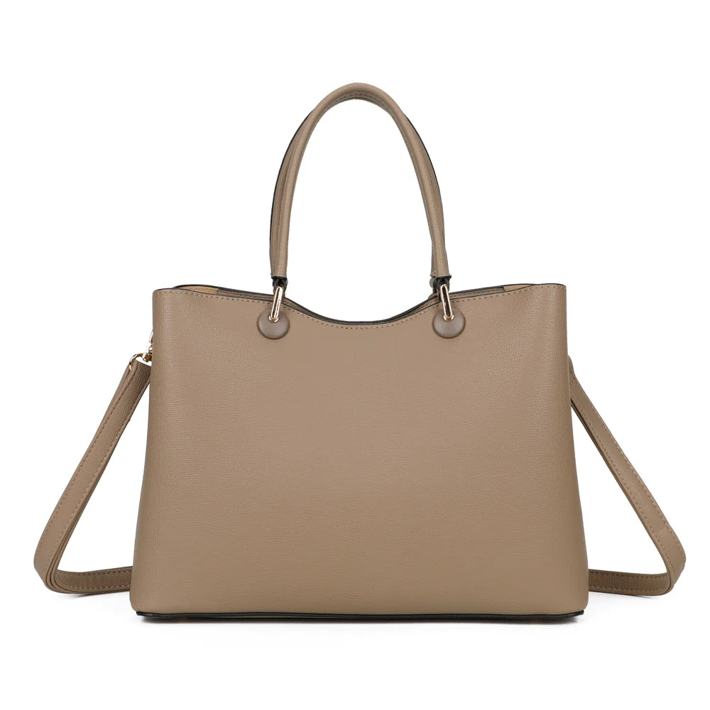 Dos du sac Le Lazare taupe foncé, une surface synthétique finement texturée aux lignes épurées – réf. G-7510