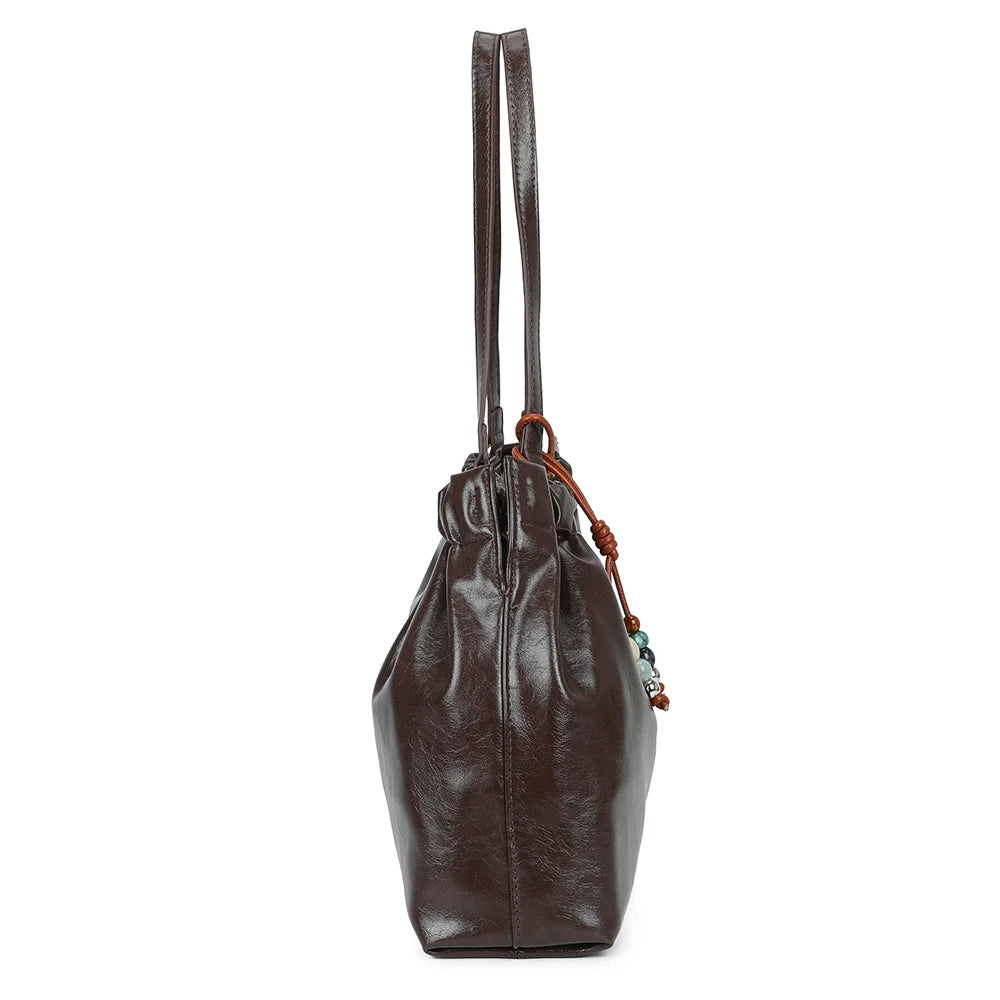 Profil du Mahé café : côtés souples froncés en haut et profondeur de 12 cm pour vos essentiels – réf. A-9170