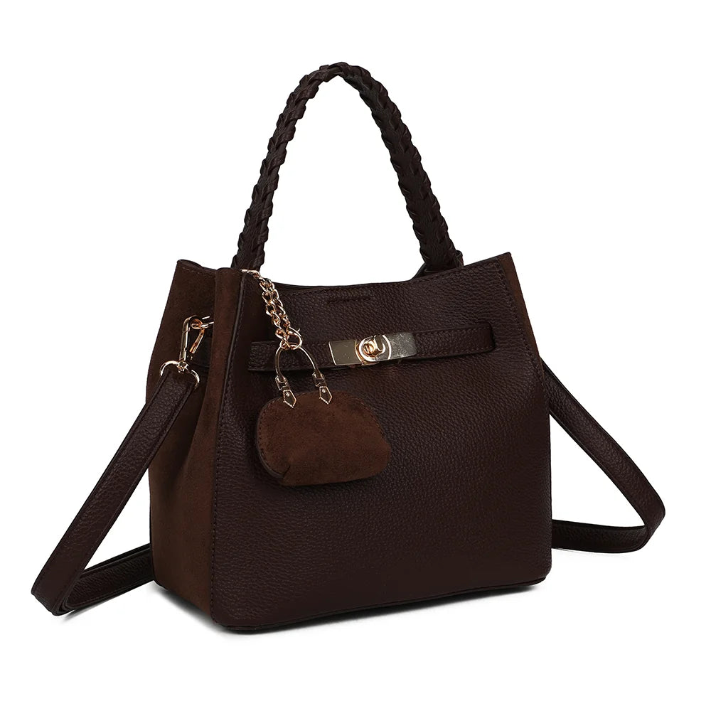 Le Marengo café de trois quarts : silhouette structurée, empiècement effet suédine et charm mini-sac – réf. KJ-62104