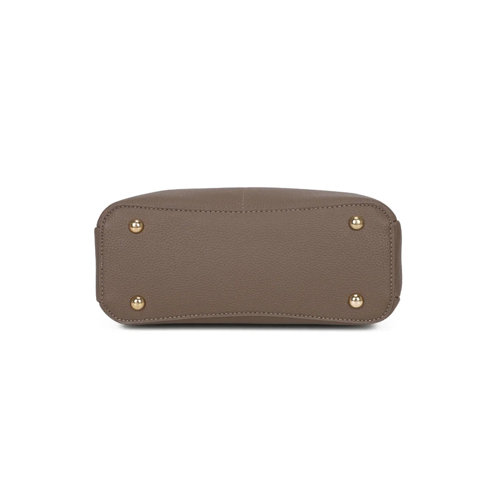 Dessous du Marly taupe/beige : base plate de 24 × 10 cm munie de petits pieds métalliques dorés – réf. KJ-62110