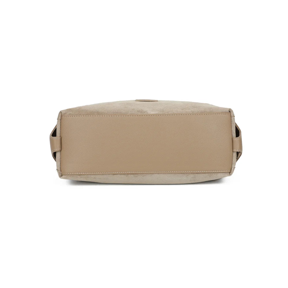 Dessous du Marsala taupe foncé, base de 35 × 12 cm pour une contenance généreuse au quotidien – réf. JC-53009