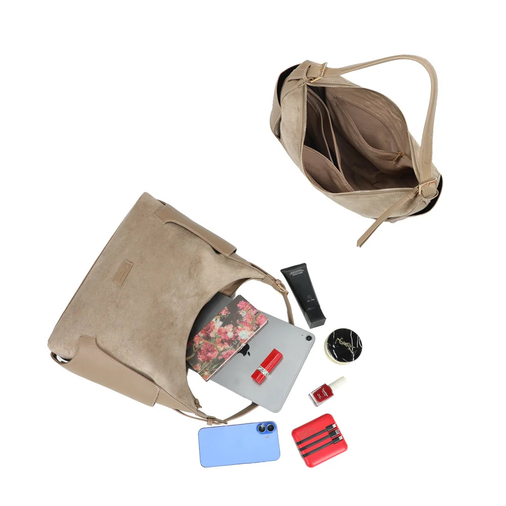Intérieur zippé du Marsala taupe foncé avec poches : tablette, téléphone et trousse beauté y trouvent place – réf. JC-53009
