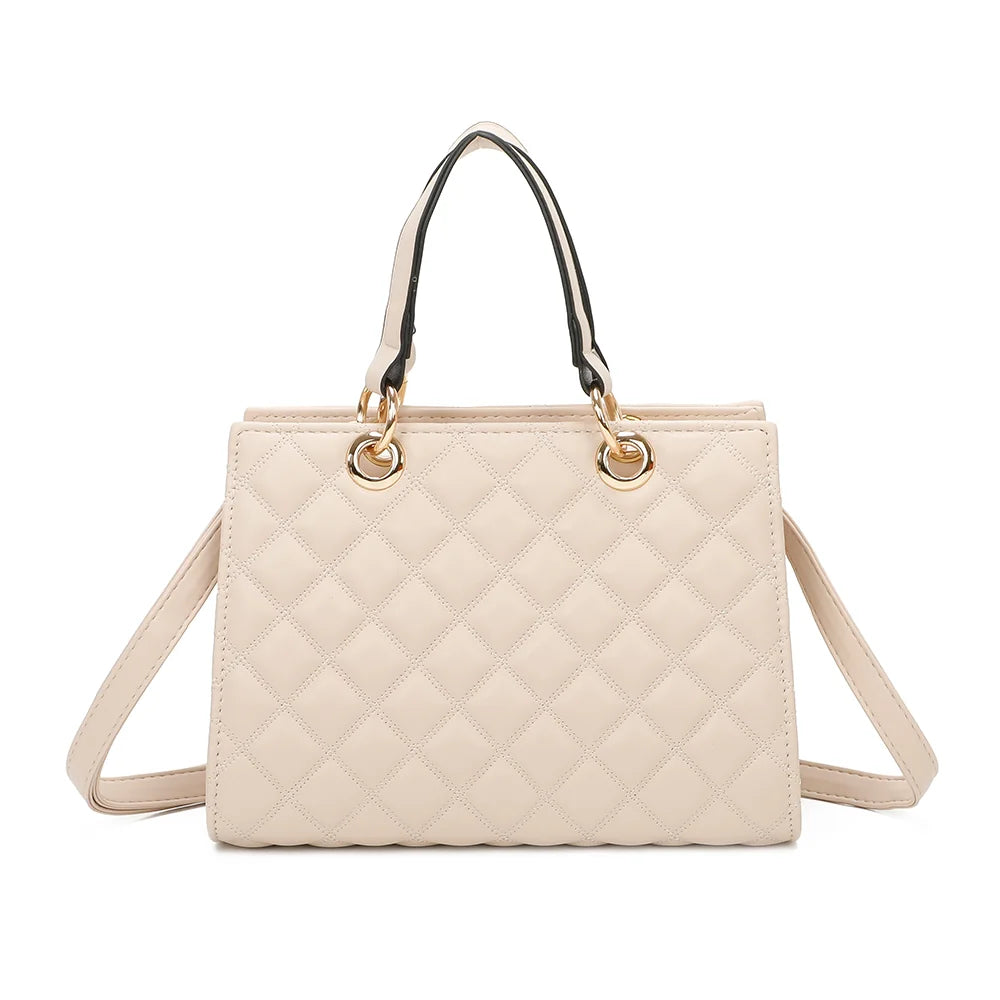 Dos du Le Matelassé beige, qui garde le même matelassage en losanges que le devant – réf. C-0169