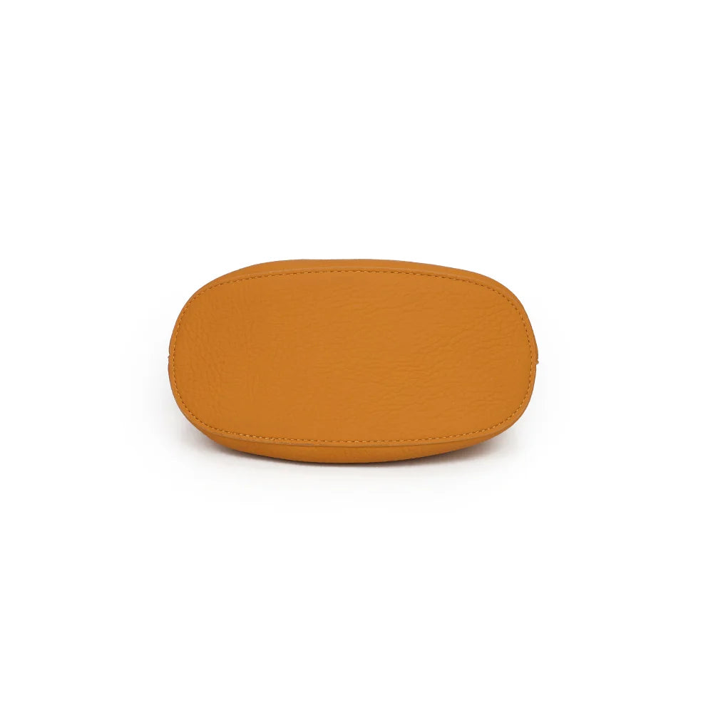 Dessous du Mélaris jaune foncé : base arrondie en simili cuir grainé, dans la continuité de la silhouette – réf. A-9182