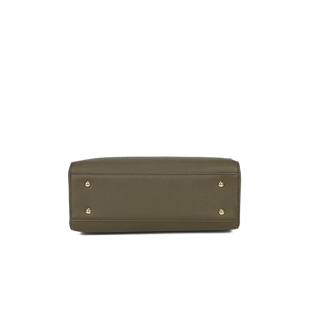 Dessous du sac Le Monceau vert foncé, base plate en simili cuir grainé qui garde sa tenue structurée – réf. KJ-62097