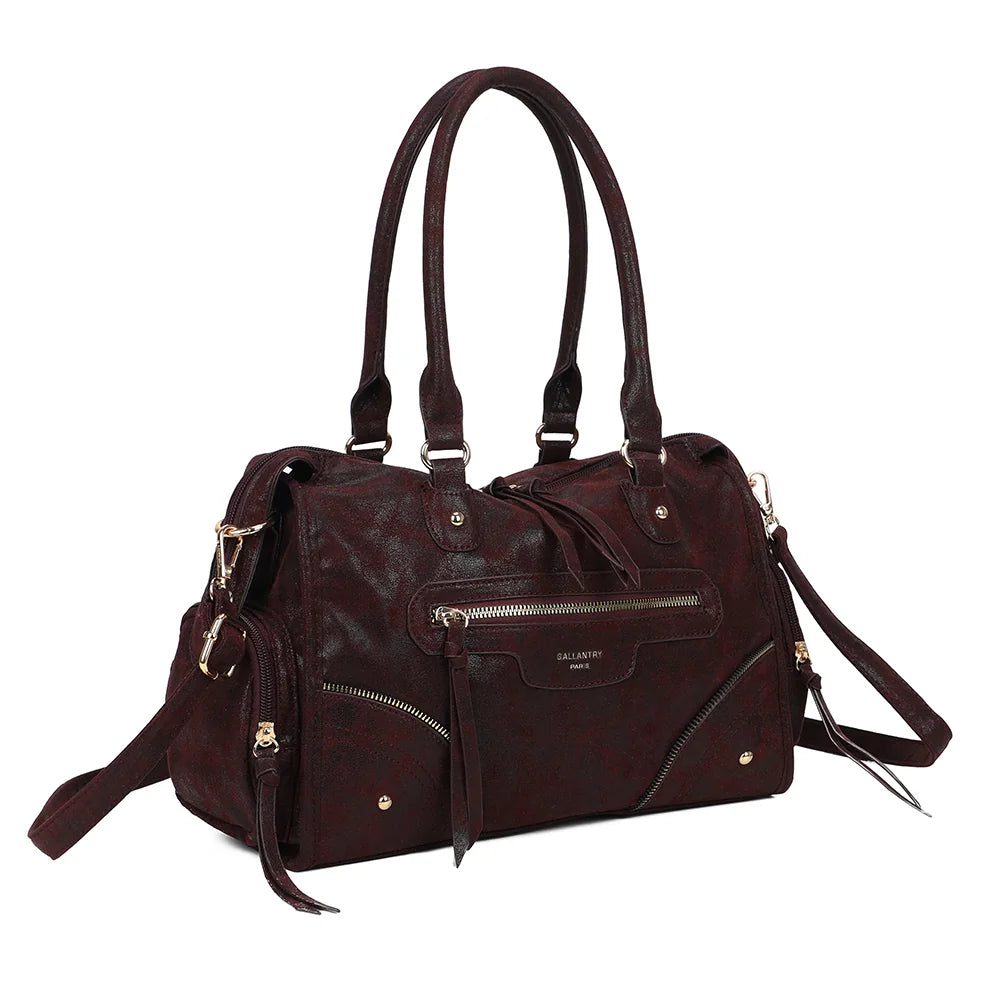 Le Montana en bordeaux vu de trois quarts : silhouette bowling structurée et poche zippée latérale – réf. R-2074-1