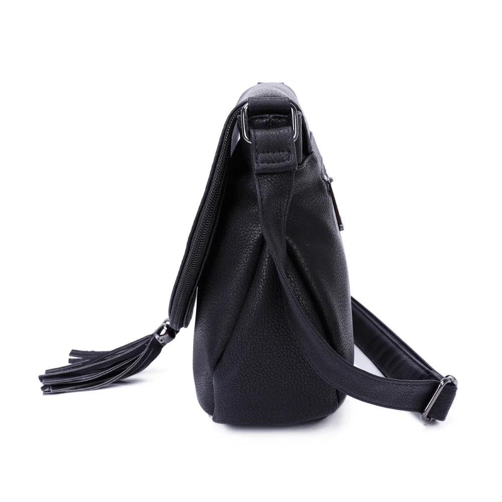 Profil du Naël noir : un volume arrondi et une bandoulière réglable par boucle – réf. HJ-304A
