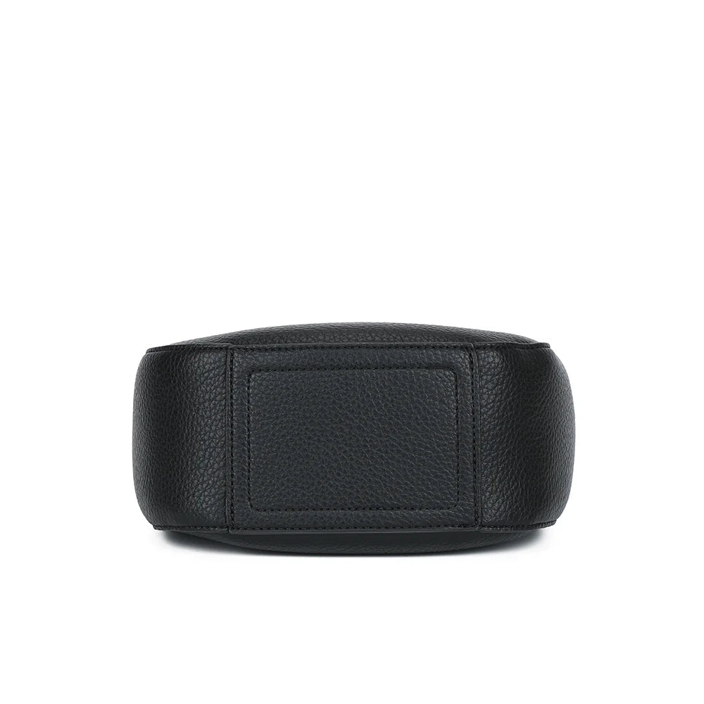 Dessous du Le Nolan noir, base arrondie en simili cuir grainé aux coutures nettes – réf. KJ-62098
