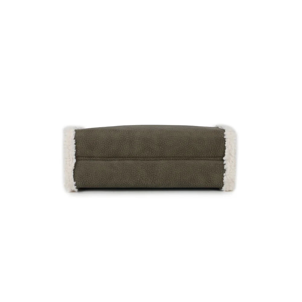 Dessous du sac Le Oural vert foncé, format structuré de 34 cm de large bordé de mouton écru – réf. A-9183