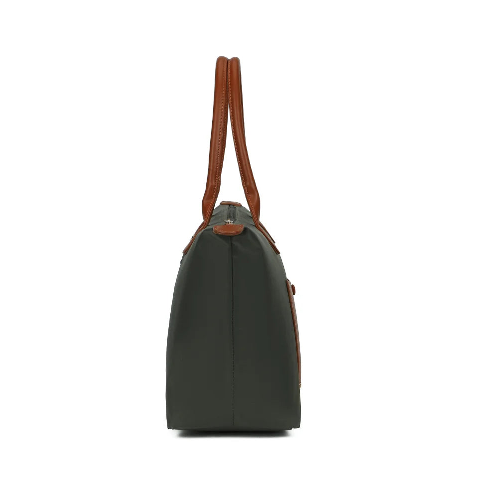 Profil du Roseau vert foncé : soufflet de 18 cm de profondeur et zip bordé de pattes marron – réf. Z-02-1