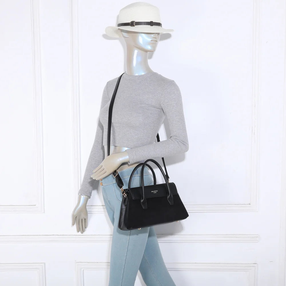 Sac à main femme Le Ségur noir porté à la main ou en bandoulière, format compact et élégant – réf. A-9189
